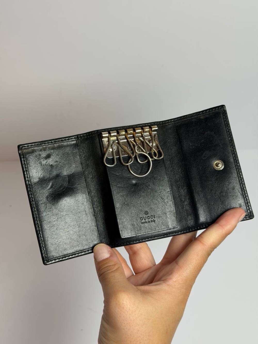 Gucci Black Leather Key Holder Case - Picture 7 of 10